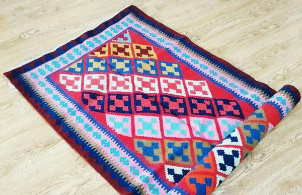 اطلاعاتی درباره گلیم فرش پشمی