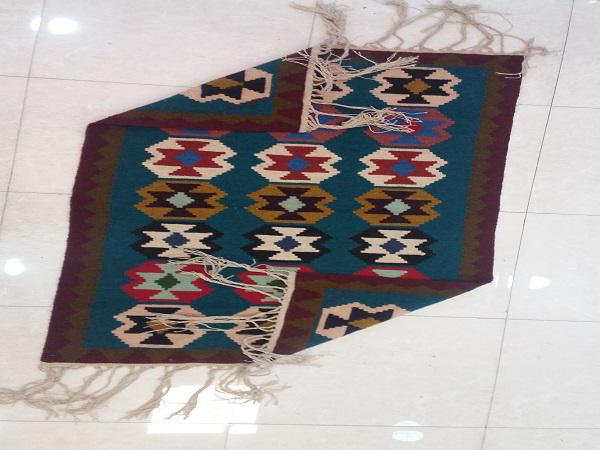 گلیم عنبران چه گلیمی است؟