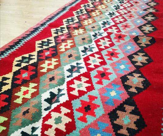 طرح های مختلف گلیم پشمی کدامند؟