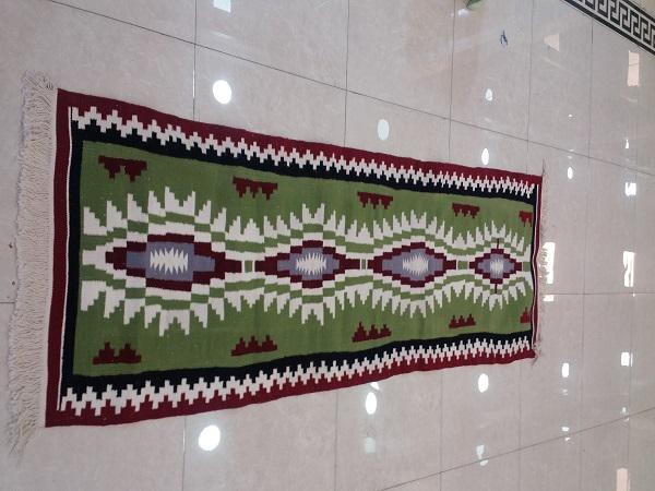 آشنایی با نخ و نقشه گلیم