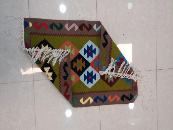 بزرگترین صادرکننده گلیم فرش مرینوس