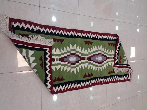 قیمت با کیفیت ترین گلیم فرش مرینوس