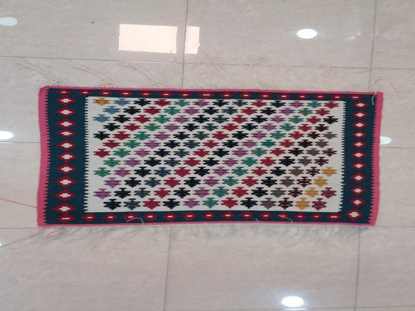 نحوه بافت گلیم فرش نقش برجسته