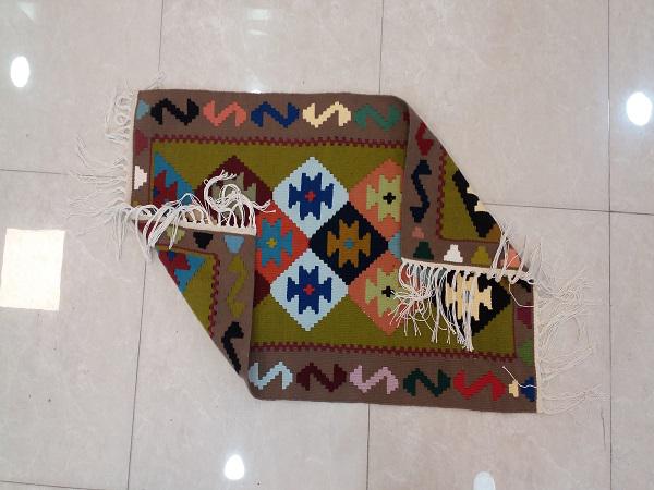 قیمت فروش گلیم پشمی عنبران