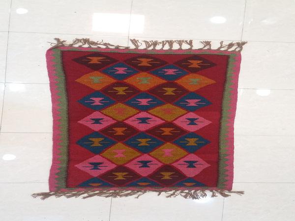 آشنایی با گلیم های دستباف
