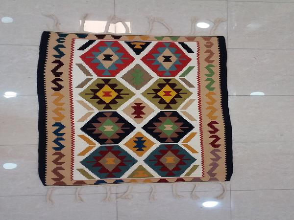 خرید مستقیم گلیم پشمی از بافنده