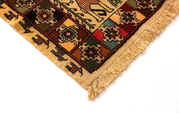 فروشنده گلیم پشمی رنگ طبیعی