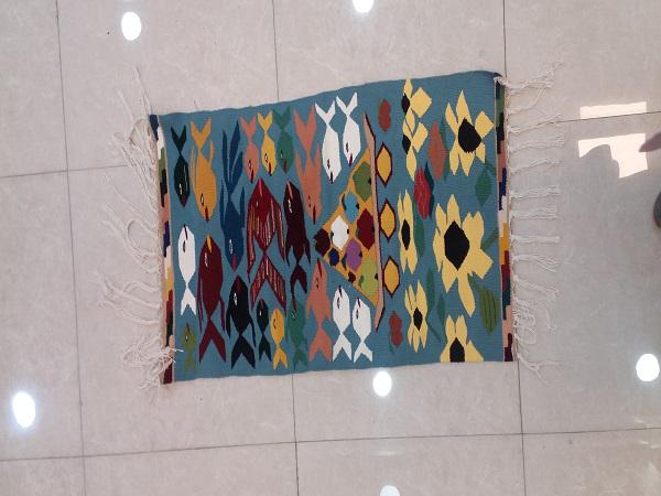 بزرگترین صادرکننده گلیم ابریشمی