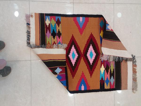 مشخصات نخ مرینوس در بافت گلیم