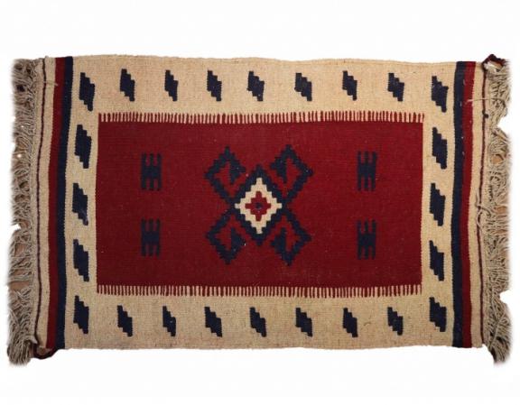 مهمترین ویژگی گلیم پشمی دورو