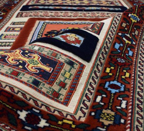 استفاده از رنگ های متنوع در بافت گلیم